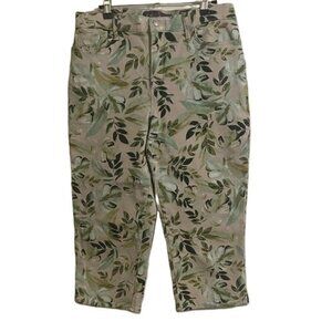 Gloria Vanderbilt Women's Size 10 Floral Print Capri Pants Beige Green